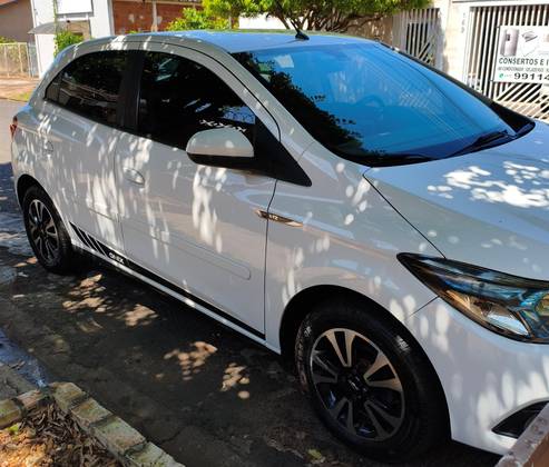 CHEVROLET ONIX 1.4 MPFI LTZ 8V FLEX 4P AUTOMÁTICO